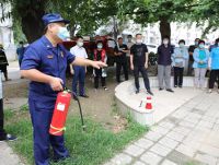 學?；馂奶由械奈宸N錯誤行為